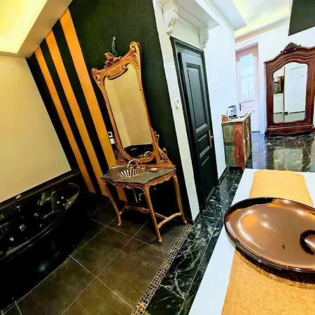 Luxury Model * 布达佩斯